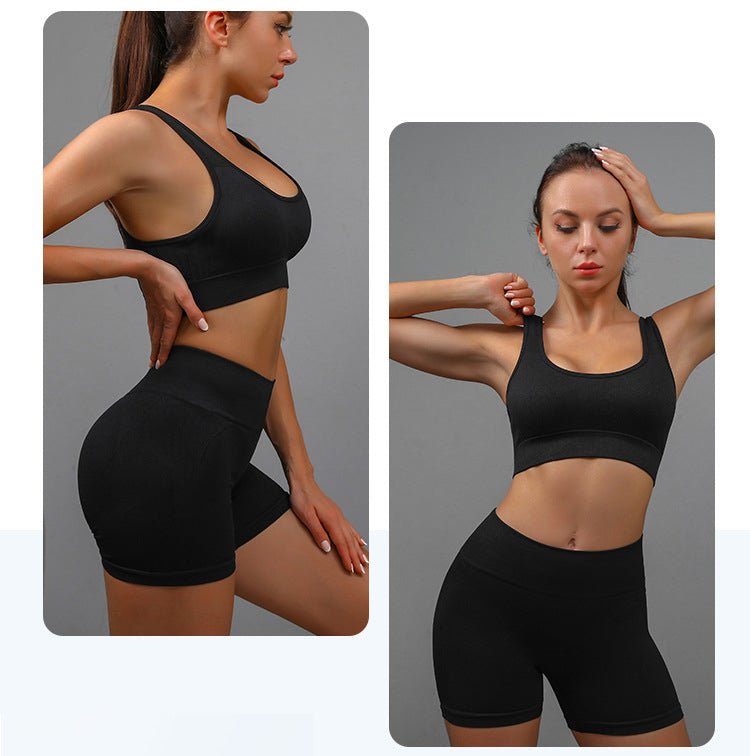 SPORTS BRA &amp; SHORTS SCRUNCH GYM SET - LUNA